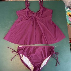 BNWOT 2 piece swimsuit size XL